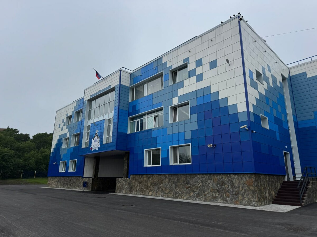 Владимир Солодов проверил готовность школ Петропавловска-Камчатского к новому учебному году